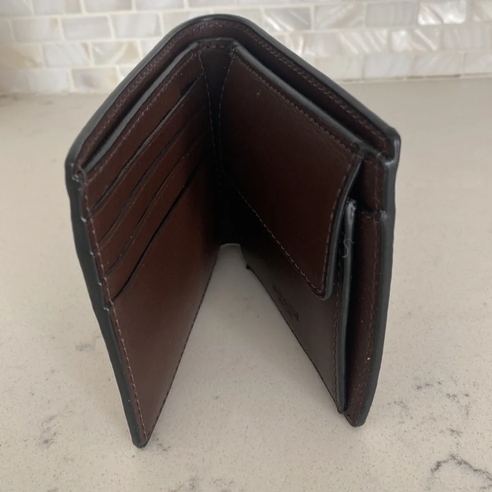 COACH wallet - Picture 4 of 10
